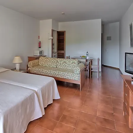Portobelo Vilamoura Апарт-отель Виламура