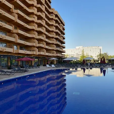 Апарт-отель Dom Pedro Portobelo 4*