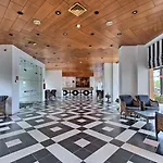 Aparthotel Dom Pedro Portobelo 4*